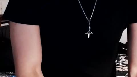 Snapshot of gothbro chatting on 9, 6, 2026 Kris online show from 9, 6, 2026