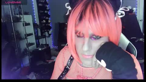 Victoriana online show from 25, 1, 2025