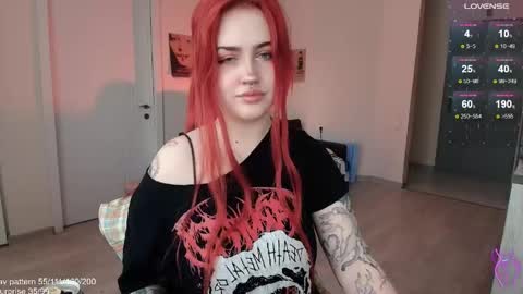 Snapshot of gothkittys chatting on 5, 5, 2026 traumfrau Kira angel face devil eyes I SELL A LOT VIDEO IN GALLERY online show from 5, 5, 2026