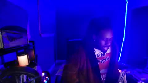 Snapshot of gottalovechocolatexxx chatting on 3, 12, 2025 gottalovechocolatexxx online show from 3, 12, 2025