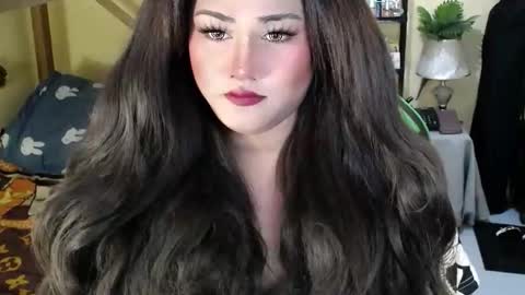 Grace De Magiba online show from 3, 2, 2026