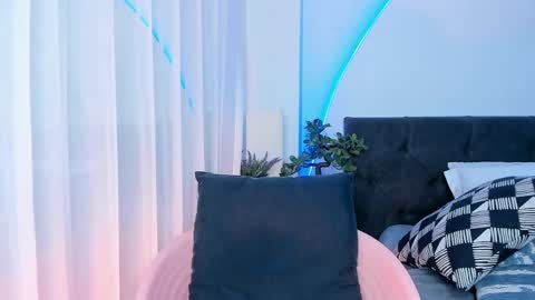 Snapshot of grace_duppon chatting on 12, 3, 2025 Grace online show from 12, 3, 2025