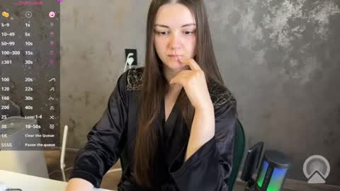 Snapshot of gracebrownnn chatting on 22, 6, 2026 Grace Brown online show from 22, 6, 2026