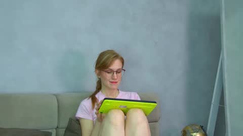 Snapshot of gracehudsons chatting on 11, 4, 2026 Grace online show from 11, 4, 2026