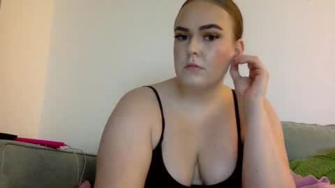 Grace Loves online show from 22, 12, 2025