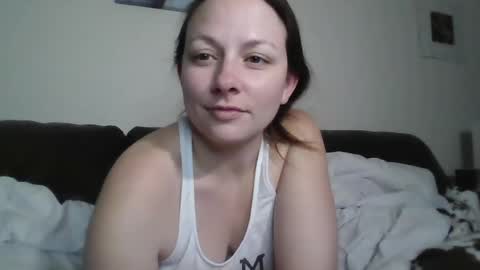 Snapshot of gracielush chatting on 23, 2, 2025 Goddess Grace online show from 23, 2, 2025