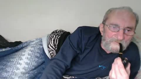 Mark online show from 17, 12, 2025