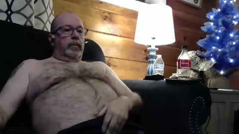 granitebuckeye1969 online show from 2, 12, 2024