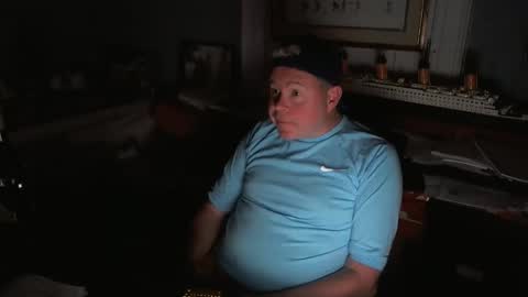 grayson_maxx online show from 19, 4, 2026