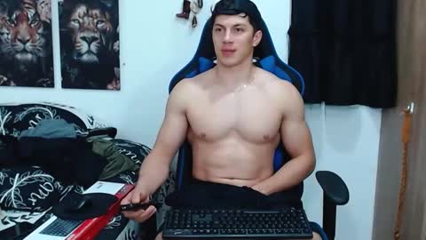 Snapshot of griego01 chatting on 4, 3, 2025 griego01 online show from 4, 3, 2025