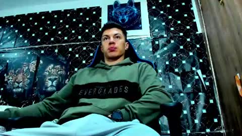 Snapshot of griego01 chatting on 23, 7, 2026 griego01 online show from 23, 7, 2026