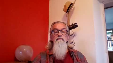 Snapshot of grybear60 chatting on 29, 10, 2025 Grybear online show from 29, 10, 2025