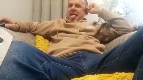 Snapshot of grzes1976 chatting on 10, 10, 2025 grzes1976 online show from 10, 10, 2025