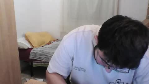 Snapshot of gsendra chatting on 18, 12, 2024 gsendra online show from 18, 12, 2024