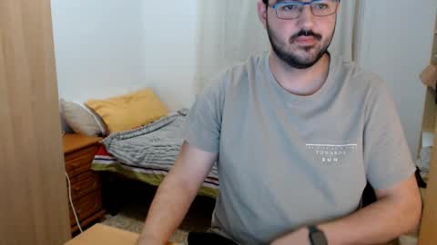 Snapshot of gsendra chatting on 13, 1, 2025 gsendra online show from 13, 1, 2025