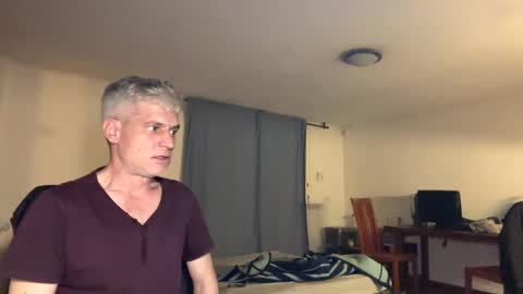 guardiannif_ online show from 25, 2, 2025