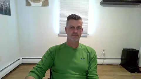 Snapshot of gudguy2025 chatting on 21, 11, 2025 gudguy2025 online show from 21, 11, 2025