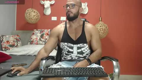Snapshot of guillesmith2021 chatting on 15, 1, 2025 Angel online show from 15, 1, 2025