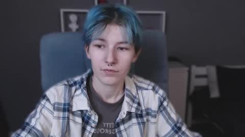 Snapshot of guitarandangell chatting on 23, 10, 2025 guitarandangell online show from 23, 10, 2025