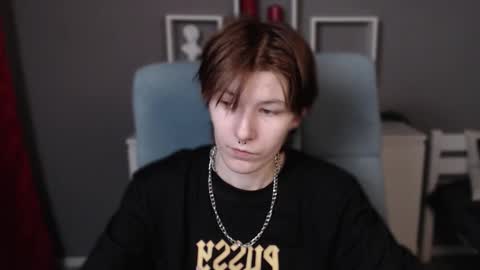 Snapshot of guitarandangell chatting on 15, 11, 2025 guitarandangell online show from 15, 11, 2025