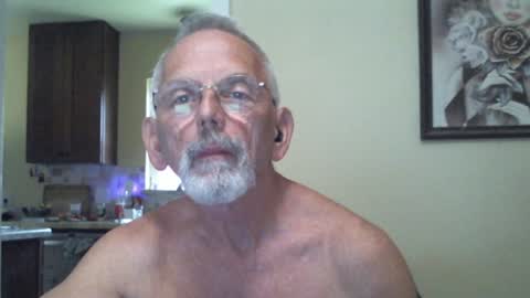 Snapshot of gulfcoast1952 chatting on 15, 1, 2025 Roy online show from 15, 1, 2025