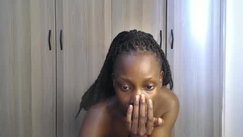 Miss Incredible online show from 9, 10, 2025