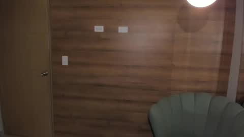 gummyluv online show from 8, 10, 2025