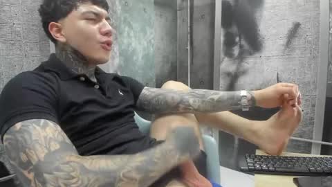 Snapshot of gury_tattoo chatting on 21, 5, 2026 Gury online show from 21, 5, 2026