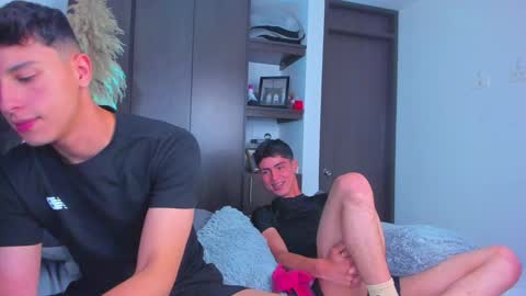 Snapshot of guy_twinks chatting on 15, 1, 2025 Gabriel online show from 15, 1, 2025