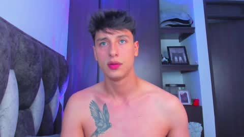 Snapshot of guy_twinks chatting on 29, 1, 2025 Gabriel online show from 29, 1, 2025
