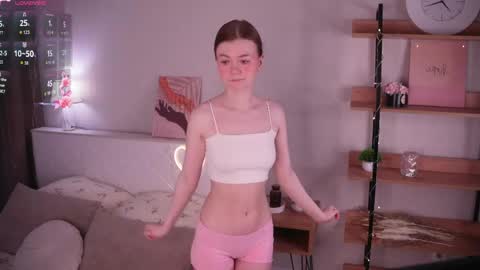 Snapshot of gwendatortoriello chatting on 8, 5, 2026 Hello everyone Im May online show from 8, 5, 2026