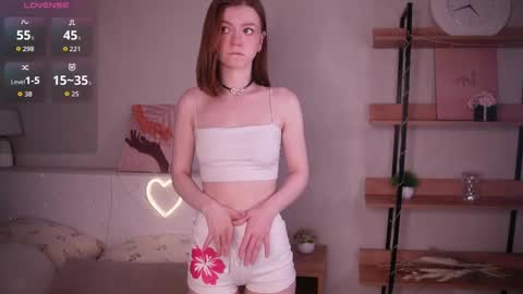 Snapshot of gwendatortoriello chatting on 9, 6, 2026 Hello everyone Im May online show from 9, 6, 2026