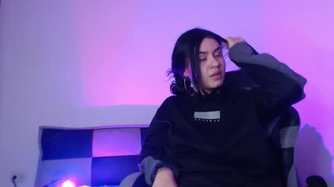 gwenhazel online show from 26, 11, 2025