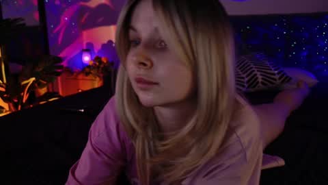 gwenhilton online show from 8, 1, 2025