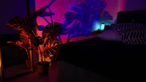 gwenhilton online show from 24, 1, 2025