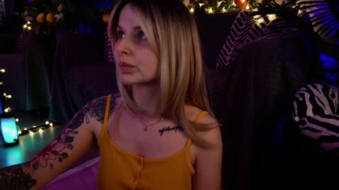 gwenhilton online show from 13, 2, 2025