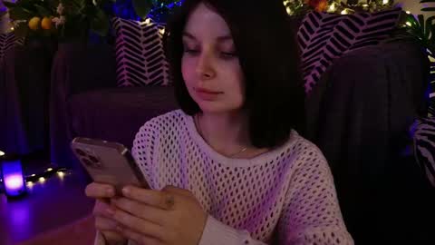 gwenhilton online show from 12, 3, 2025