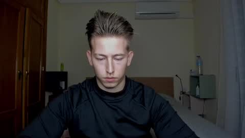 Oliver online show from 24, 2, 2025