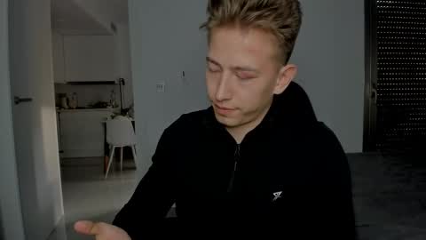 Oliver online show from 13, 4, 2026