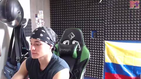 Snapshot of gymbro42 chatting on 1, 7, 2026 Gymbro42 online show from 1, 7, 2026