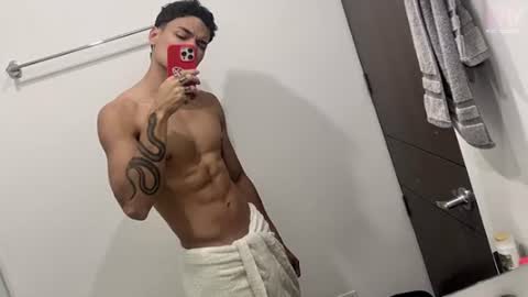 Snapshot of gymbro42 chatting on 9, 7, 2026 Gymbro42 online show from 9, 7, 2026