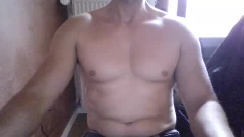 Snapshot of gymxxx_ chatting on 4, 4, 2026 gymxxx_ online show from 4, 4, 2026