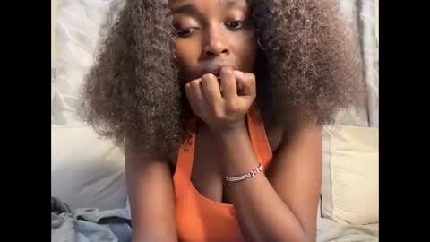 Snapshot of h_o_t_goddess chatting on 13, 1, 2026 h_o_t_goddess online show from 13, 1, 2026