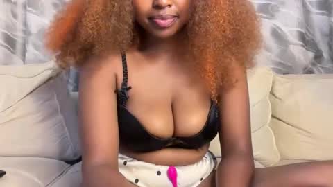 h_o_t_goddess online show from 25, 4, 2026