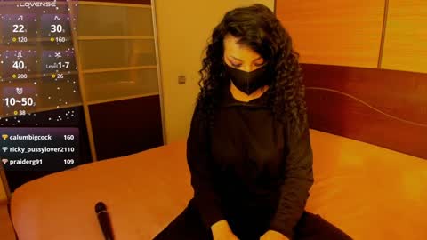 Snapshot of habibi_moon chatting on 18, 1, 2025 Linda online show from 18, 1, 2025