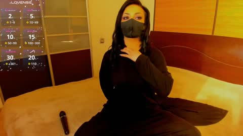 Snapshot of habibi_moon chatting on 26, 1, 2025 Linda online show from 26, 1, 2025