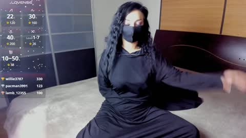 Snapshot of habibi_moon chatting on 2, 2, 2025 Linda online show from 2, 2, 2025