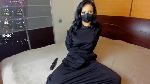 Snapshot of habibi_moon chatting on 2, 3, 2025 Linda online show from 2, 3, 2025