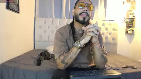 Snapshot of hache222 chatting on 15, 1, 2025 hache222 online show from 15, 1, 2025