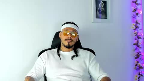 Snapshot of hache222 chatting on 17, 2, 2025 hache222 online show from 17, 2, 2025